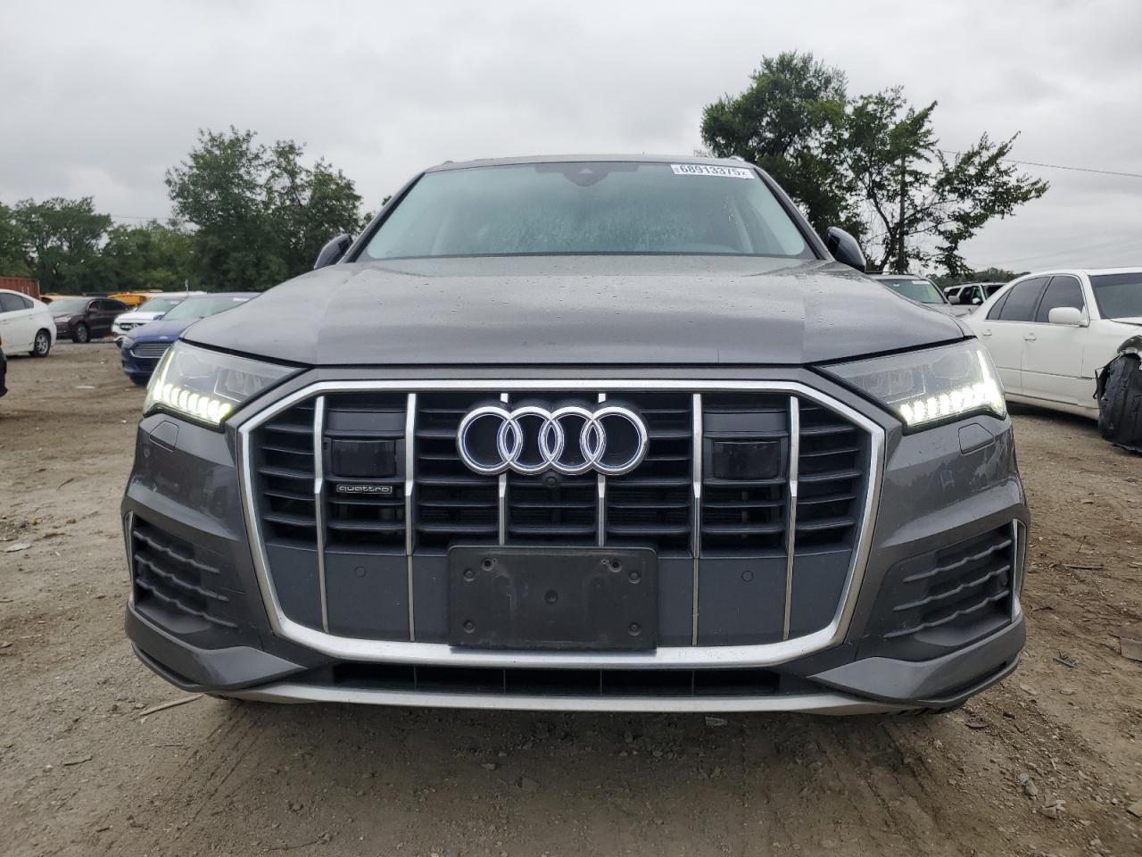 2024 Audi Q7 Premium Plus - Image 5