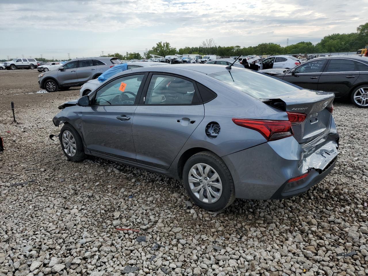 2019 Hyundai Accent Se - Фото 2