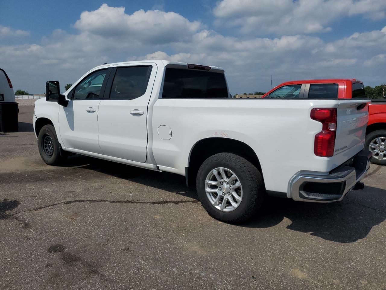 2024 Chevrolet Silverado K1500 Lt - Фото 2