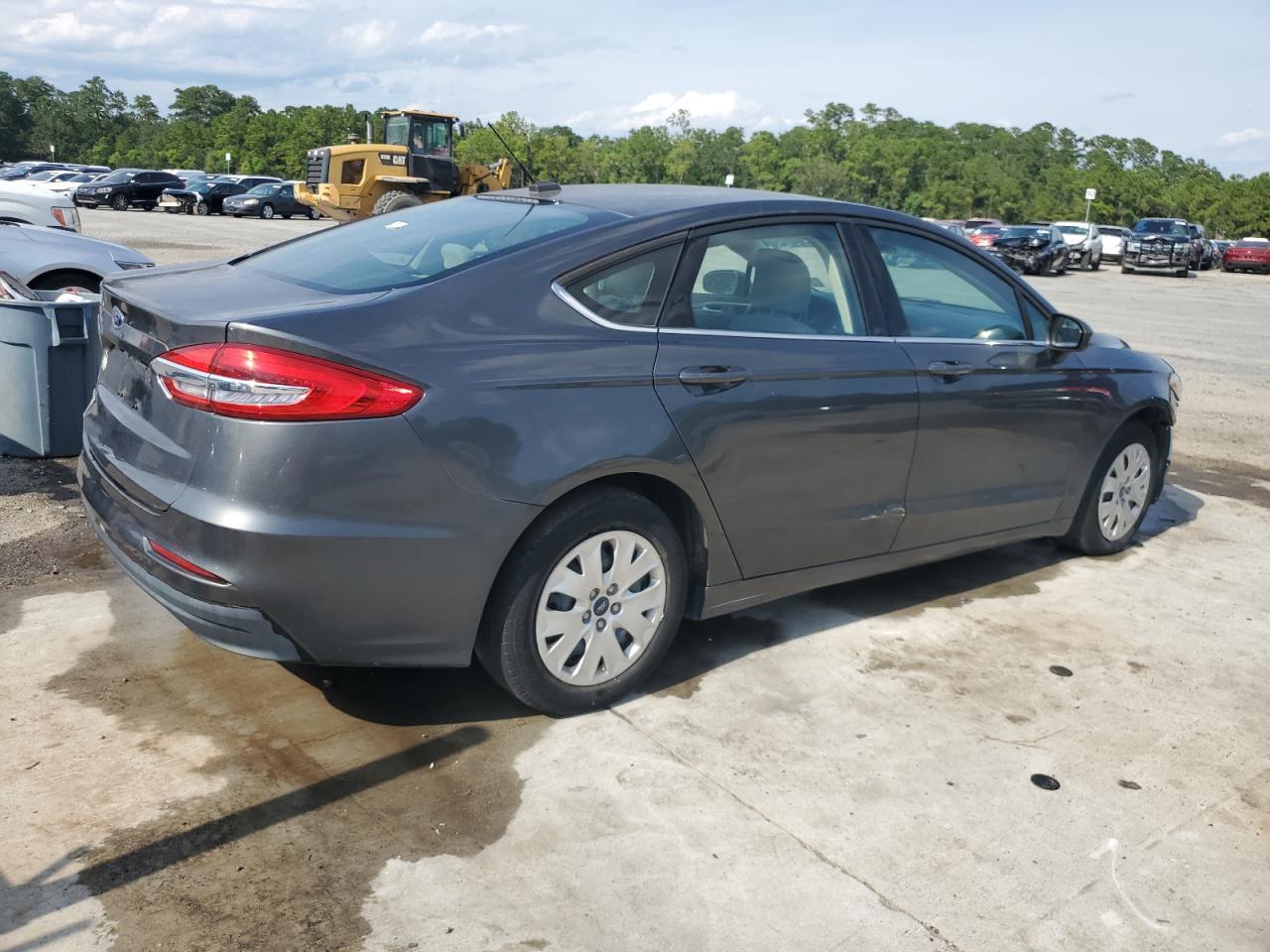 2019 Ford Fusion S - Image 3