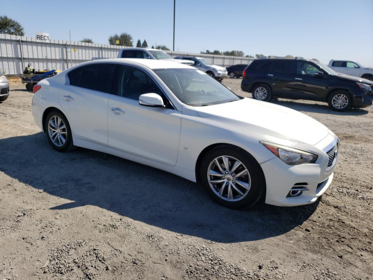 2015 Infiniti Q50 Base - Фото 4