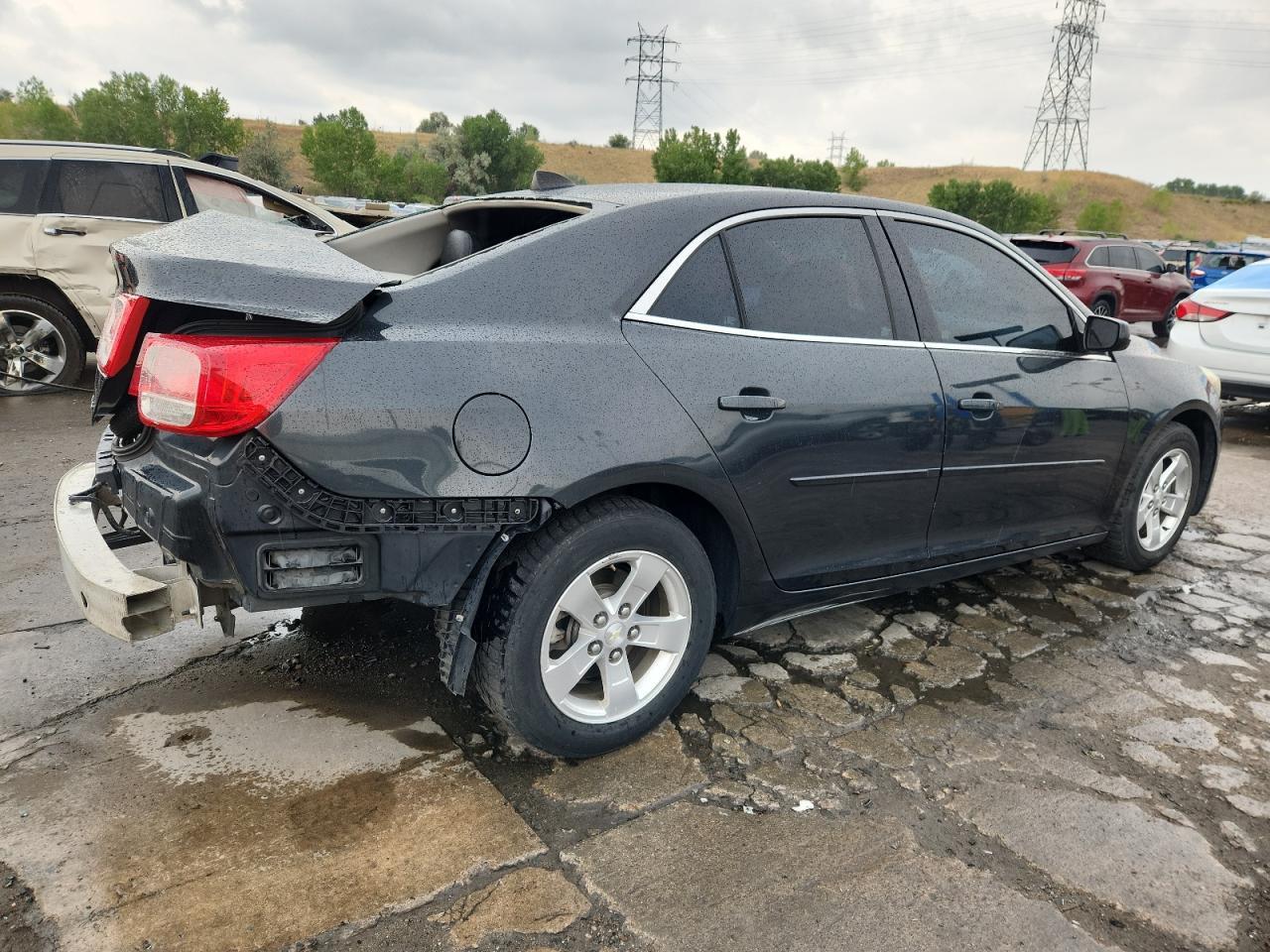 2014 Chevrolet Malibu Ls - Image 3