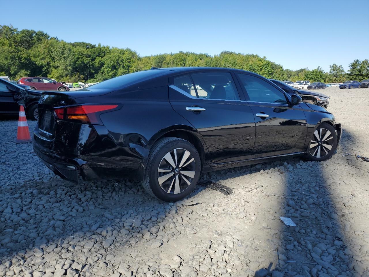 2020 Nissan Altima Sl - Фото 3