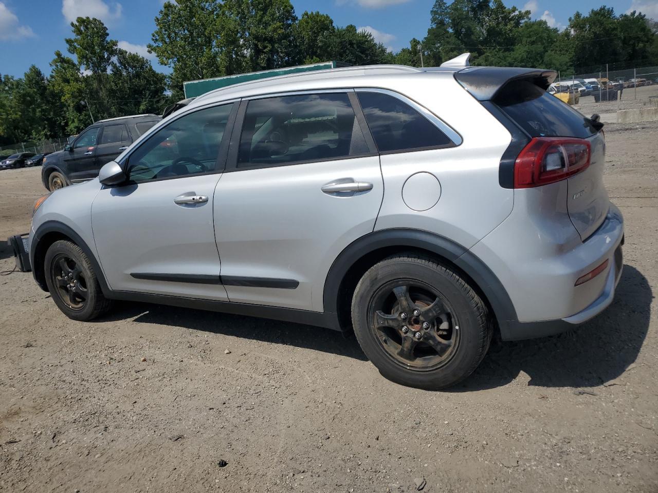 2018 Kia Niro Fe - Image 2