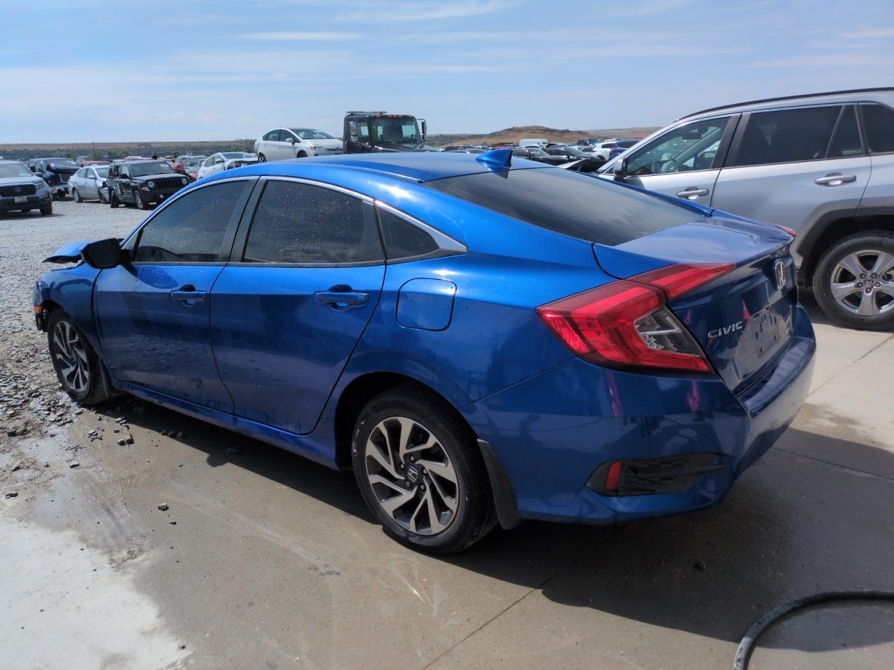 2018 Honda Civic Ex - Image 2