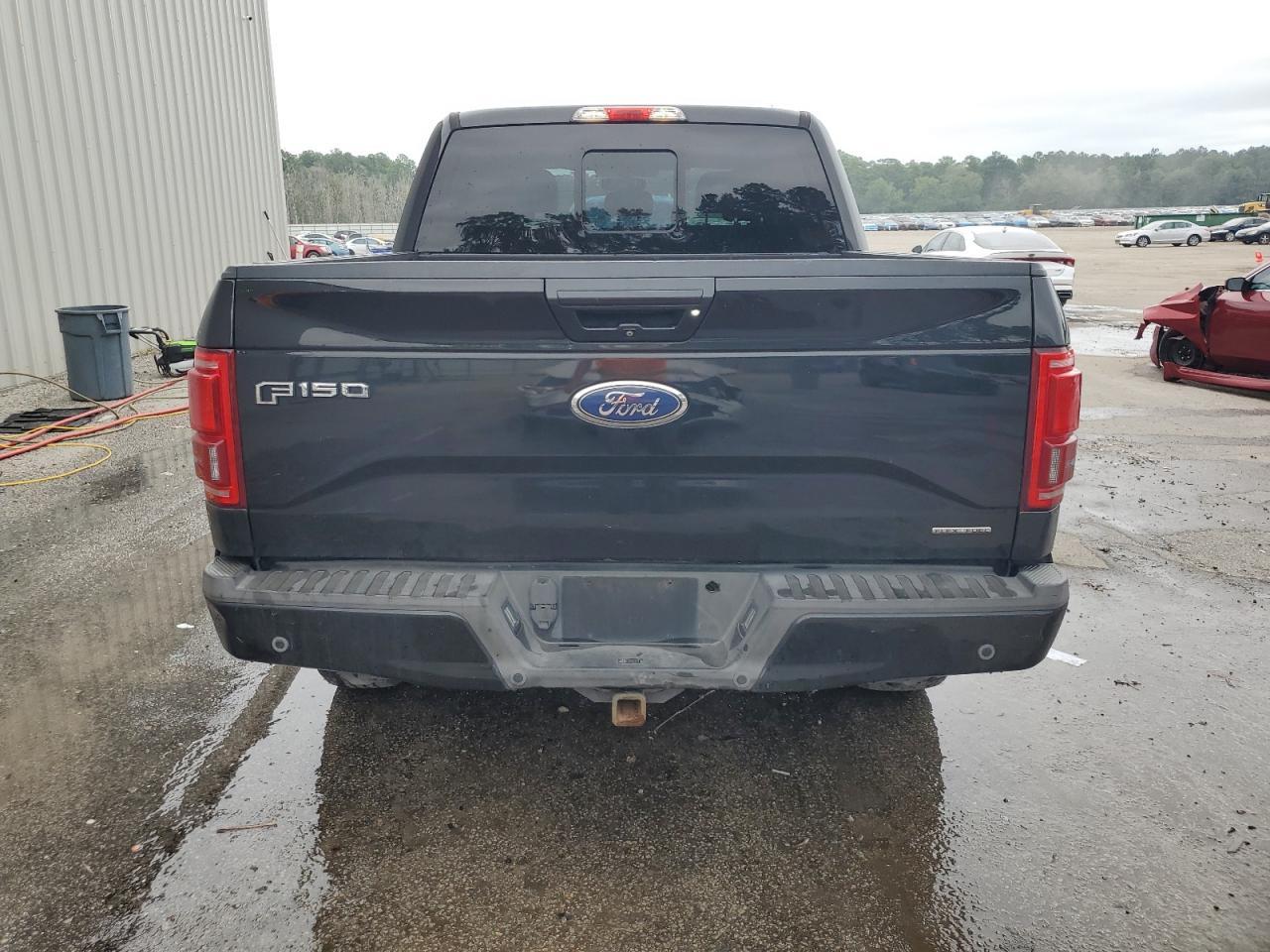 2015 Ford F150 Supercrew - Фото 6