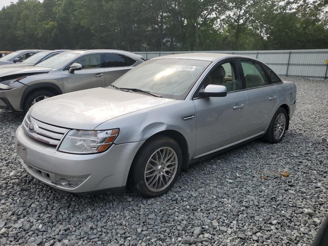 2009 Ford Taurus Se