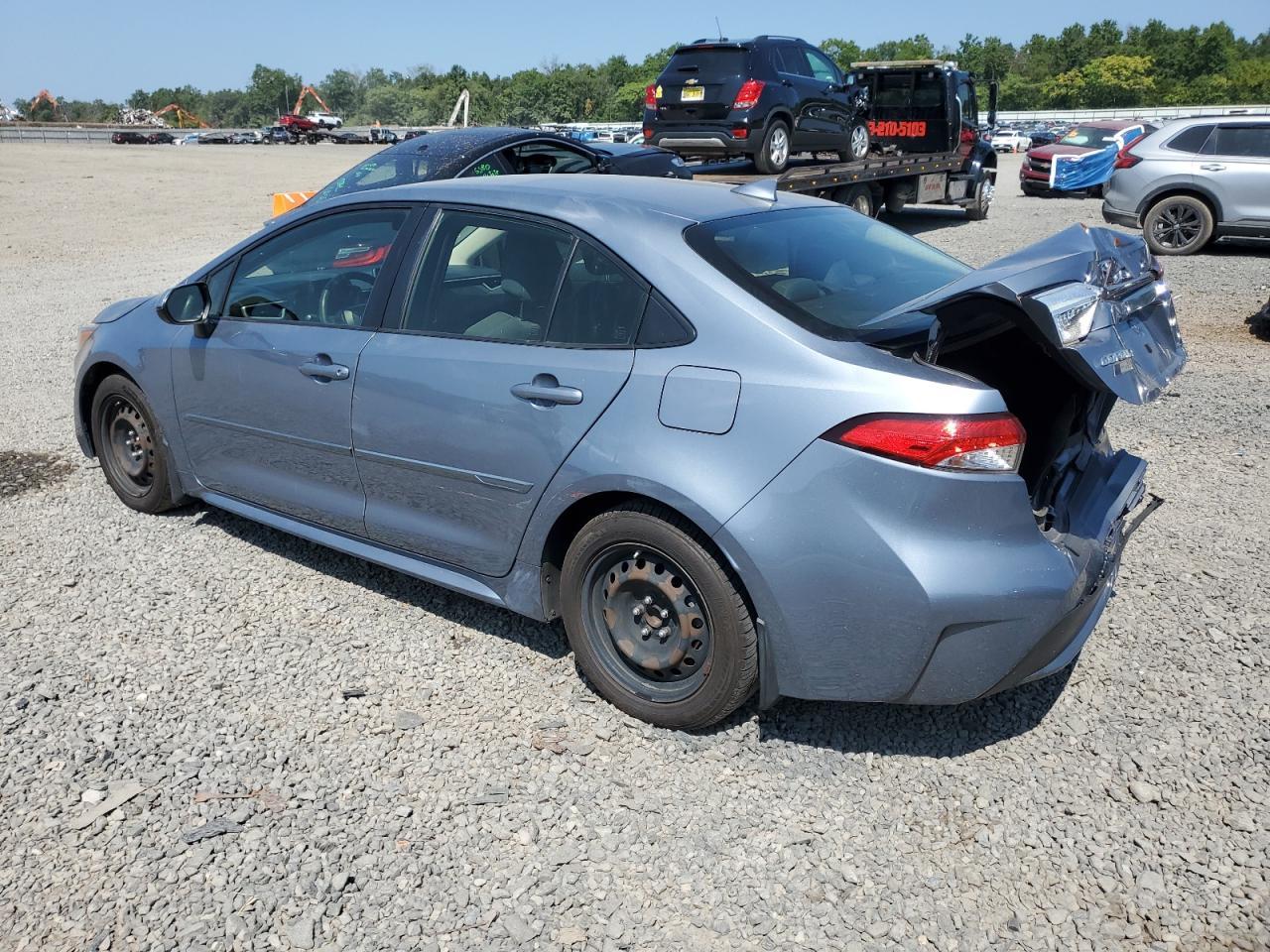 2021 Toyota Corolla Le - Фото 2