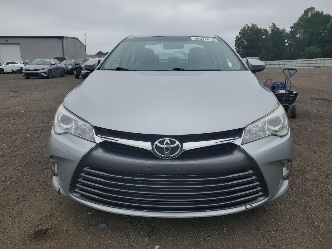 2015 Toyota Camry Le - Фото 5