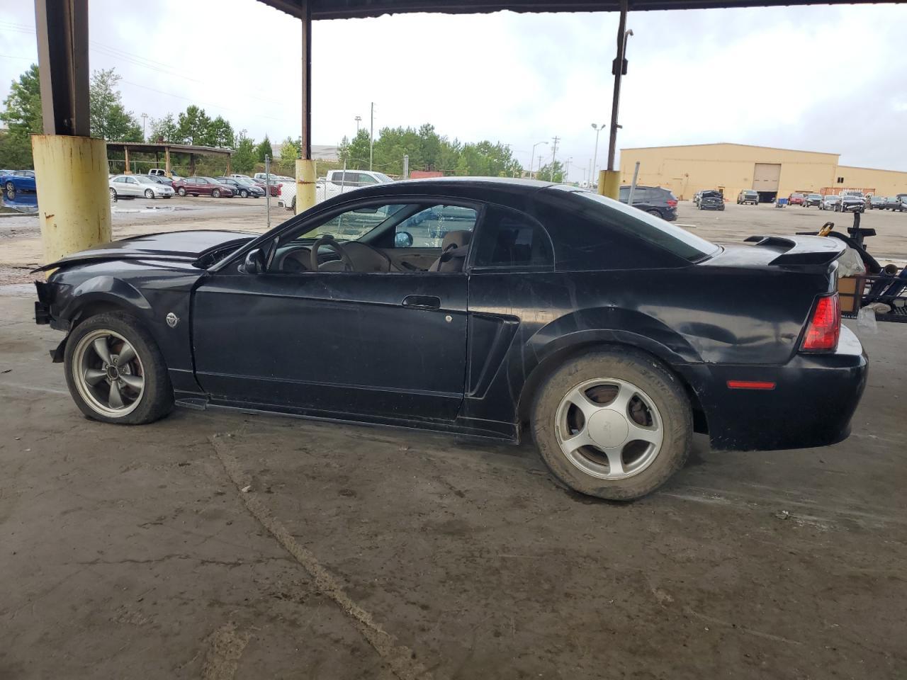 2004 Ford Mustang - Фото 2