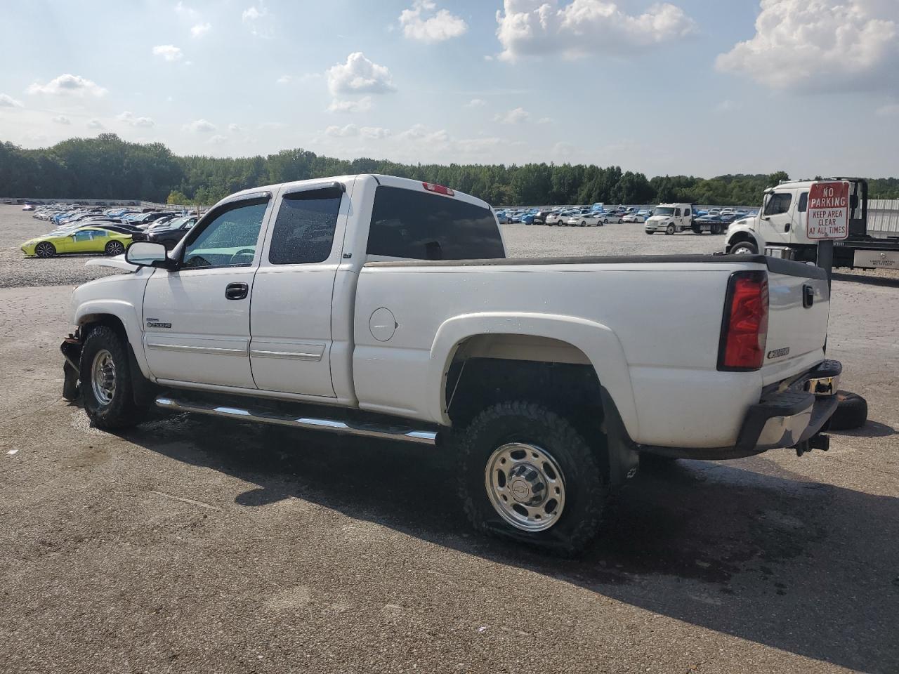 2007 Chevrolet Silverado K2500 Heavy Duty - Фото 2