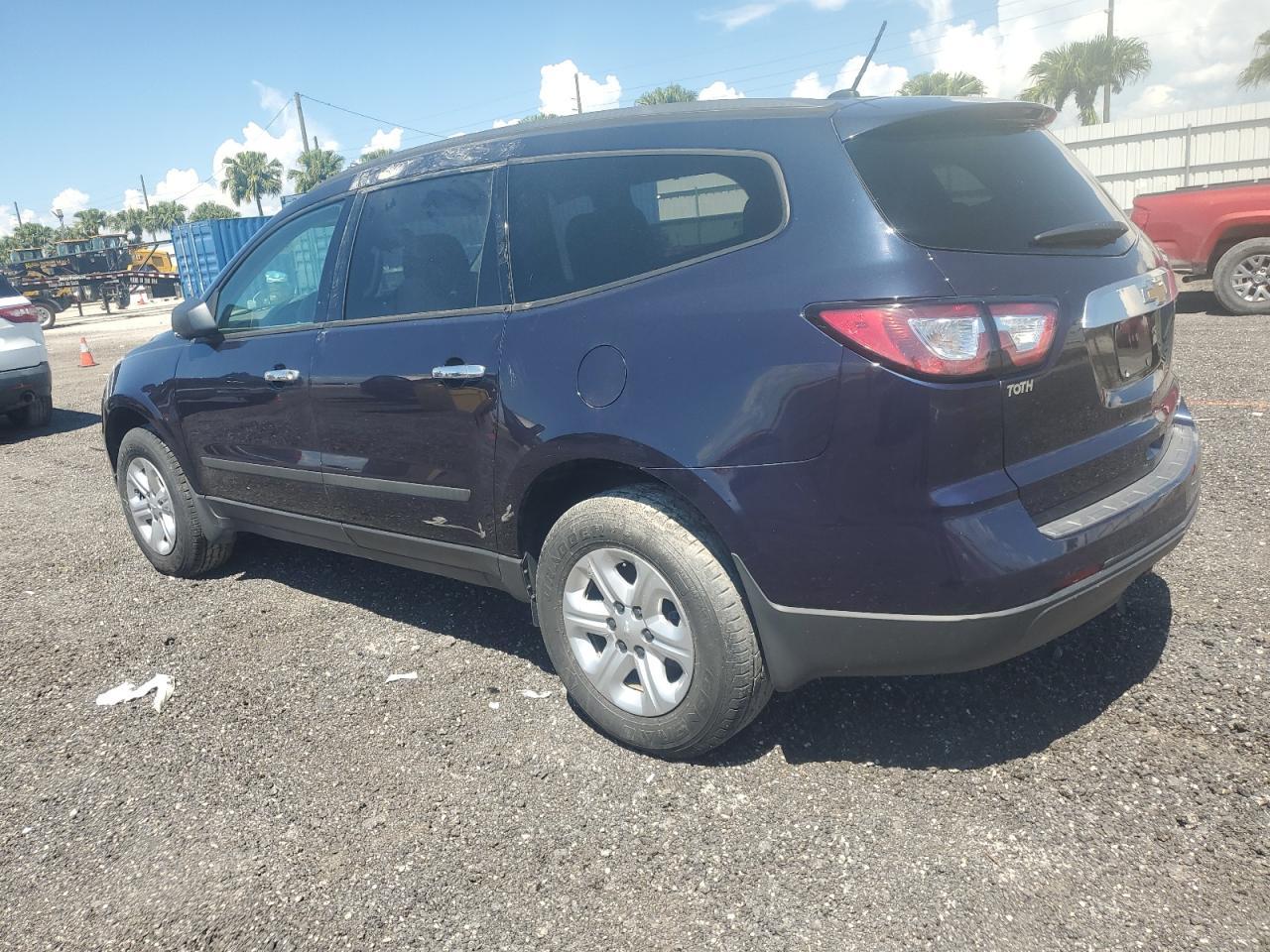 2015 Chevrolet Traverse Ls - Image 2