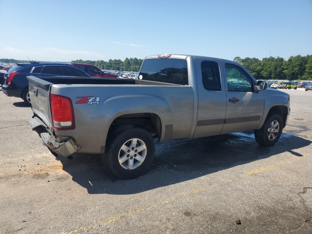 2007 GMC New Sierra K1500 - Image 3