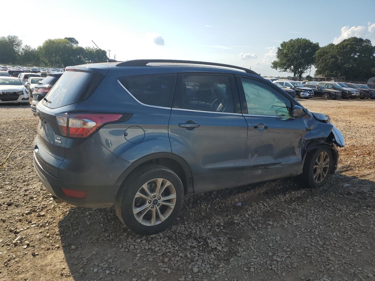 2018 Ford Escape Se - Фото 3