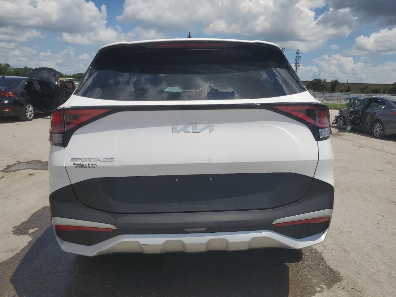 2025 Kia Sportage Ex - Image 6