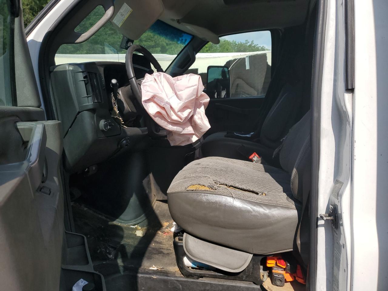 2020 Chevrolet Express G3 - Trucks - Фото 7