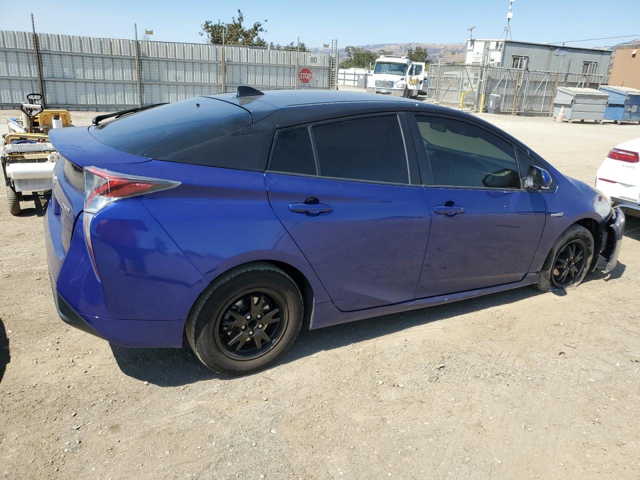 2016 Toyota Prius - Фото 3