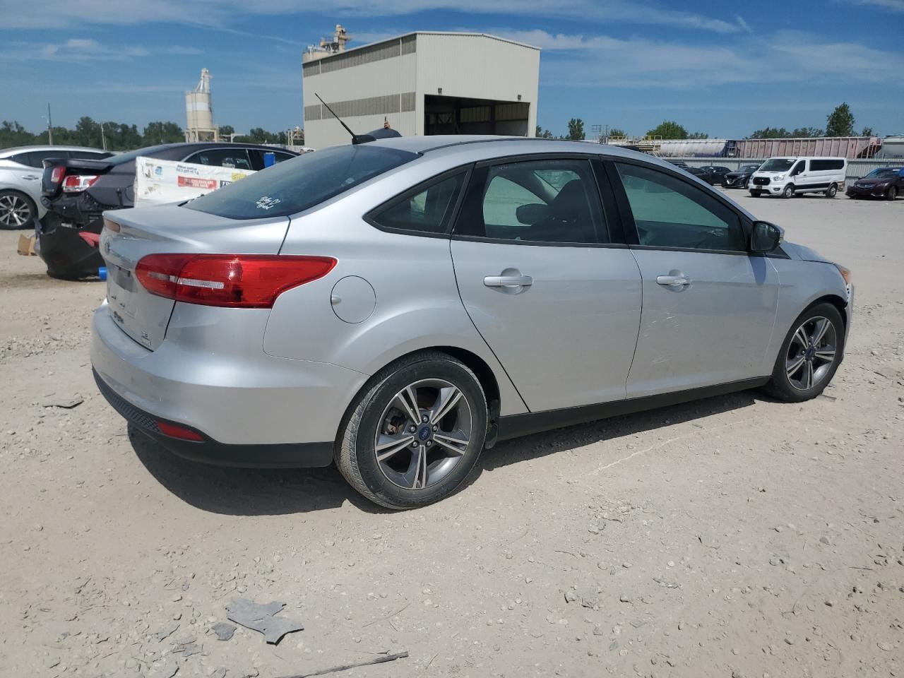 2017 Ford Focus Se - Image 3