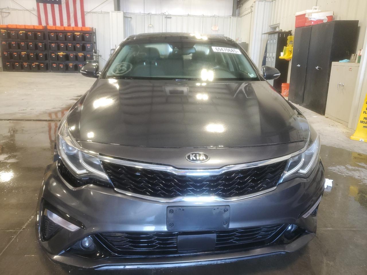 2020 Kia Optima Ex - Image 5