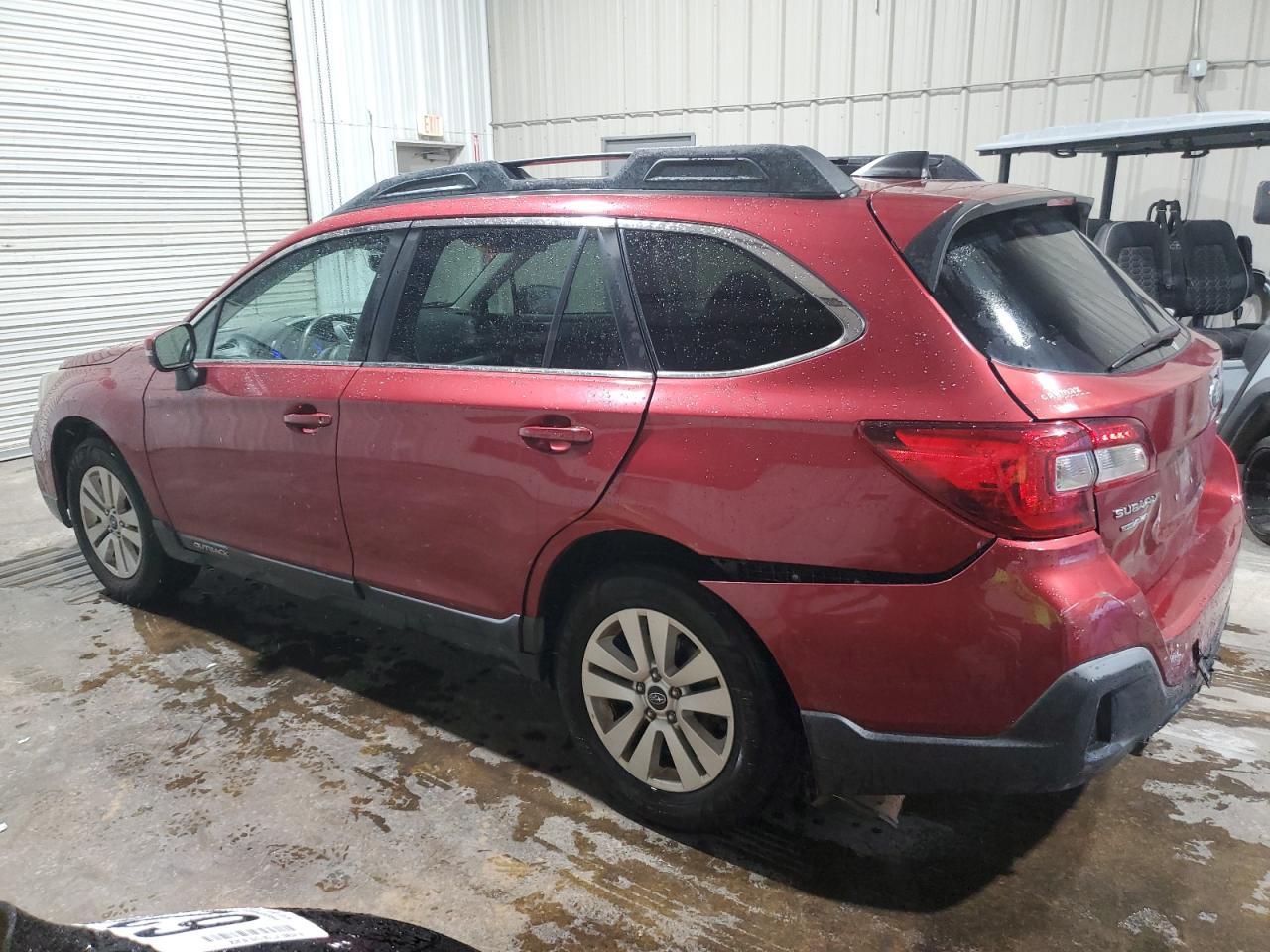 2019 Subaru Outback 2.5I Premium - Image 2