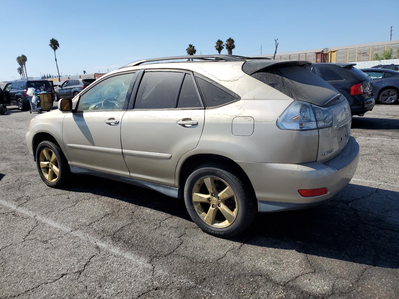 2005 Lexus Rx 330 - Image 2