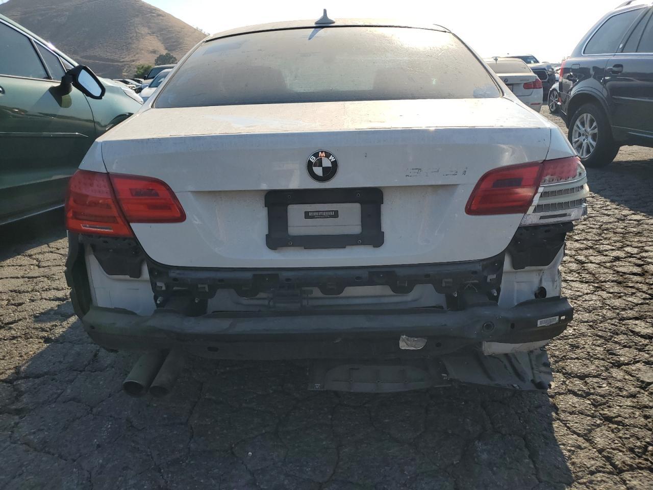 2011 BMW 328 I Sulev - Фото 6