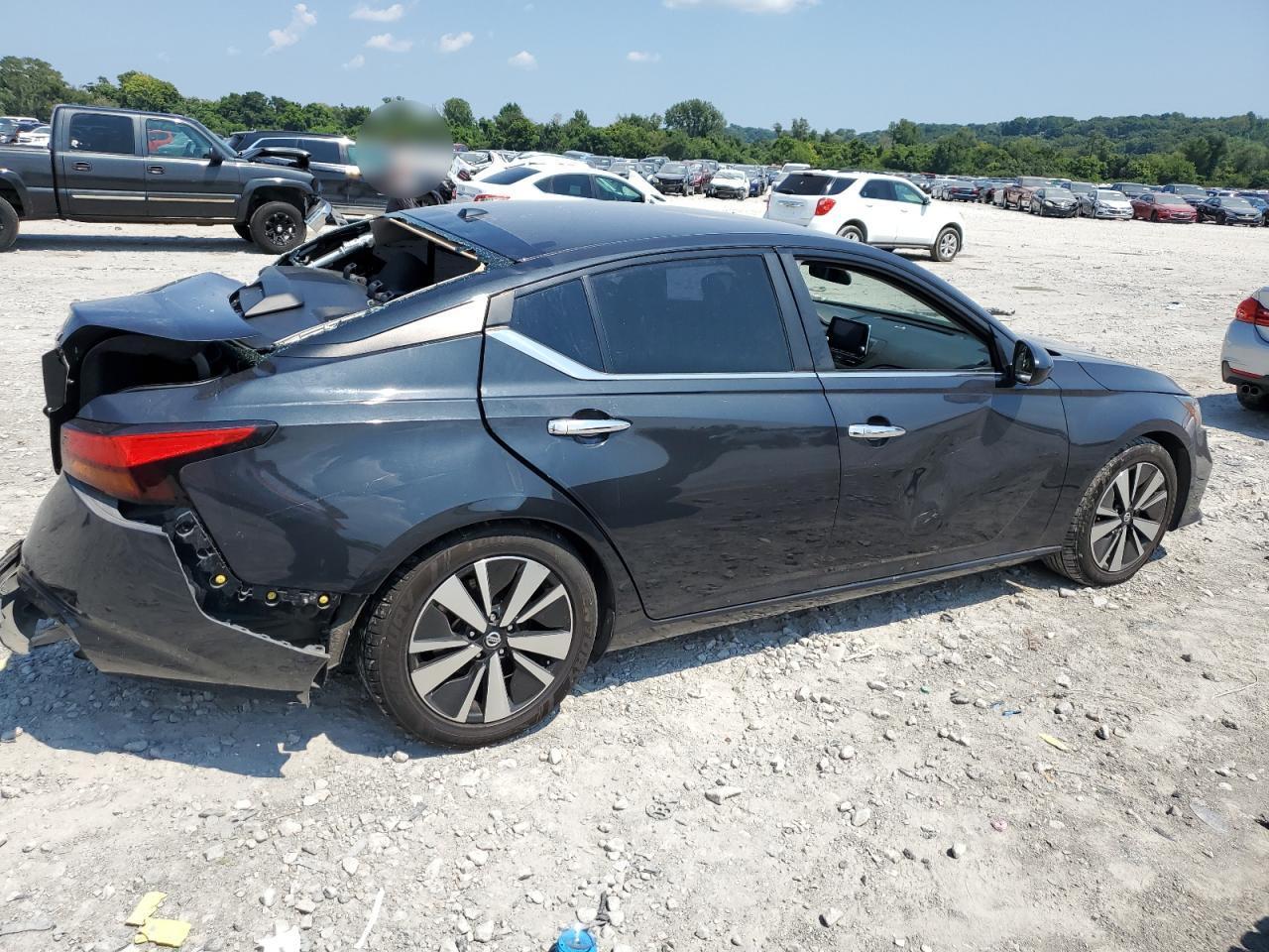 2022 Nissan Altima Sv - Image 3