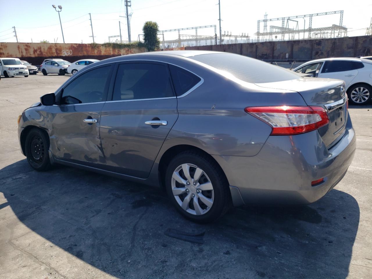 2015 Nissan Sentra S - Фото 2