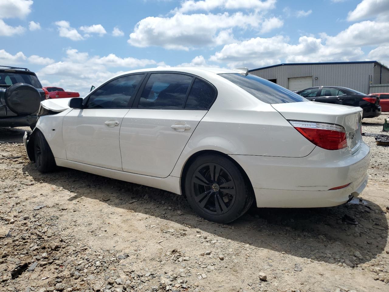 2009 BMW 528 I - Image 2