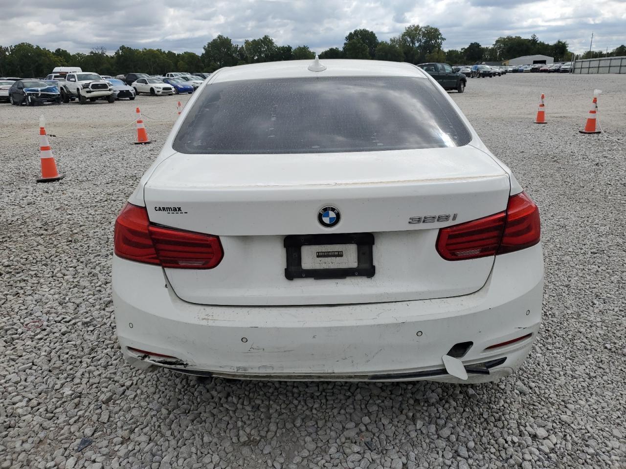 2016 BMW 328 I Sulev - Фото 6