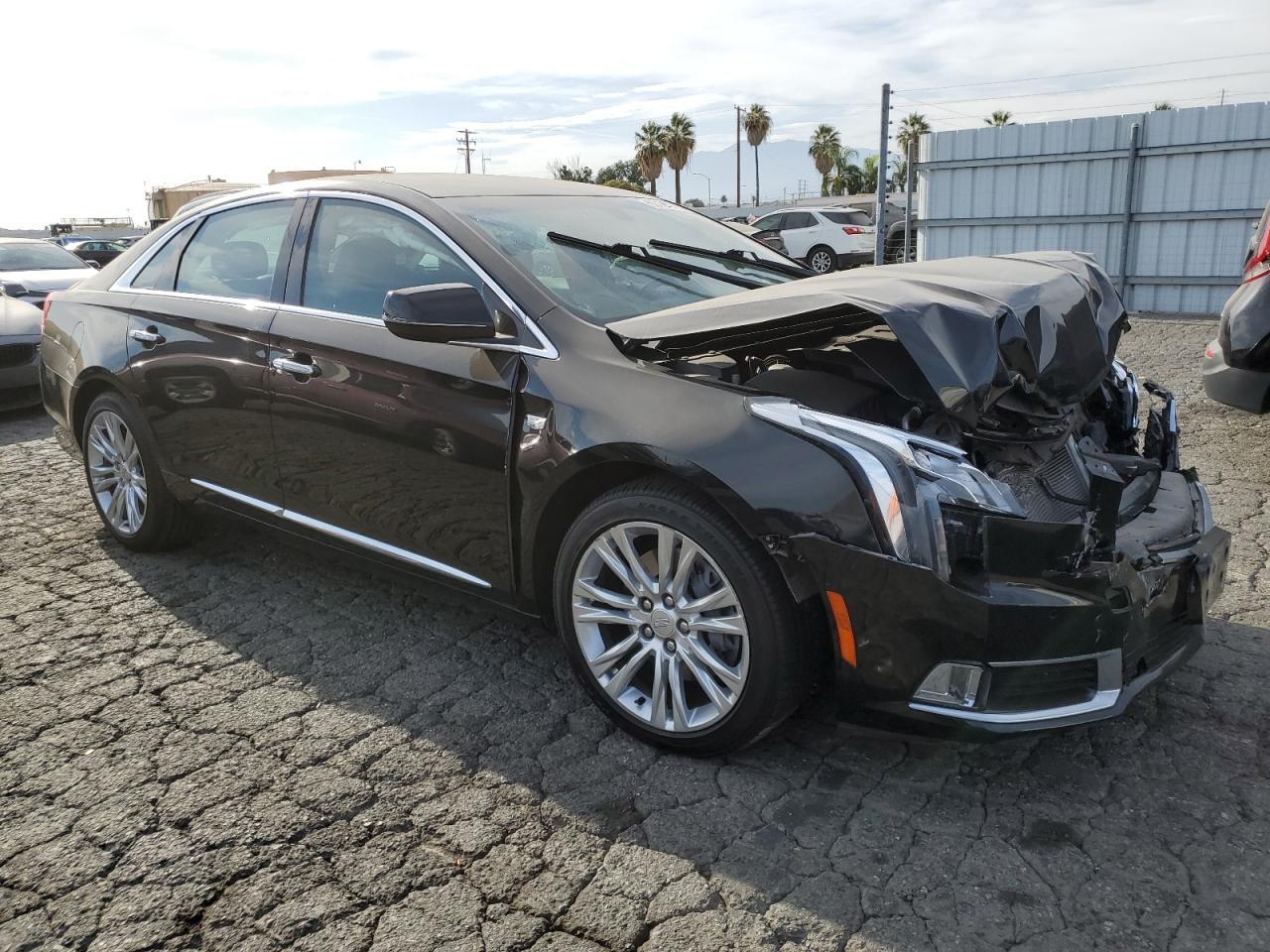 2019 Cadillac Xts Luxury - Image 4