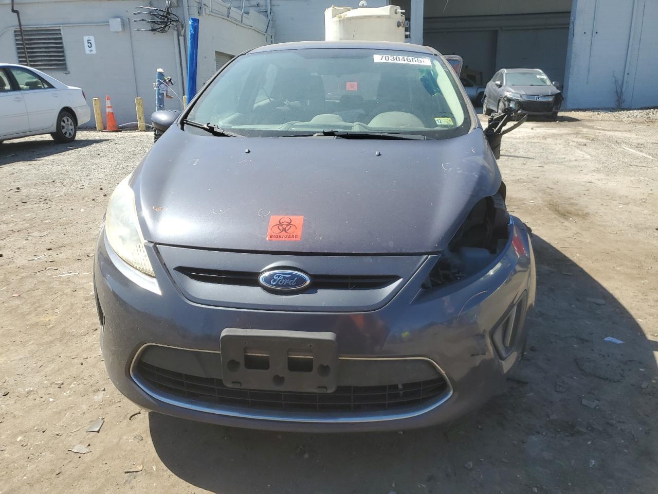 2012 Ford Fiesta Se - Фото 5