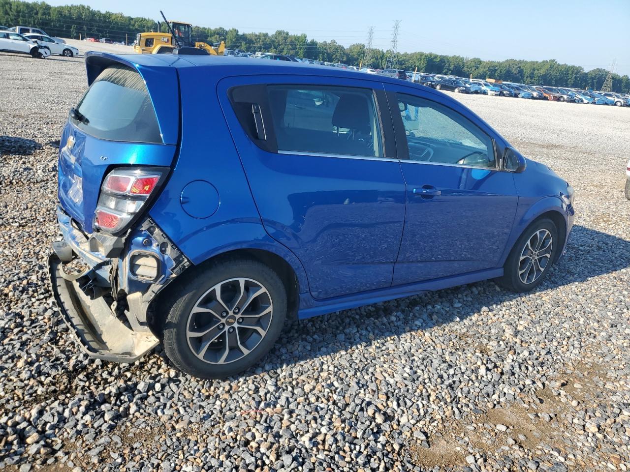 2017 Chevrolet Sonic Lt - Фото 3