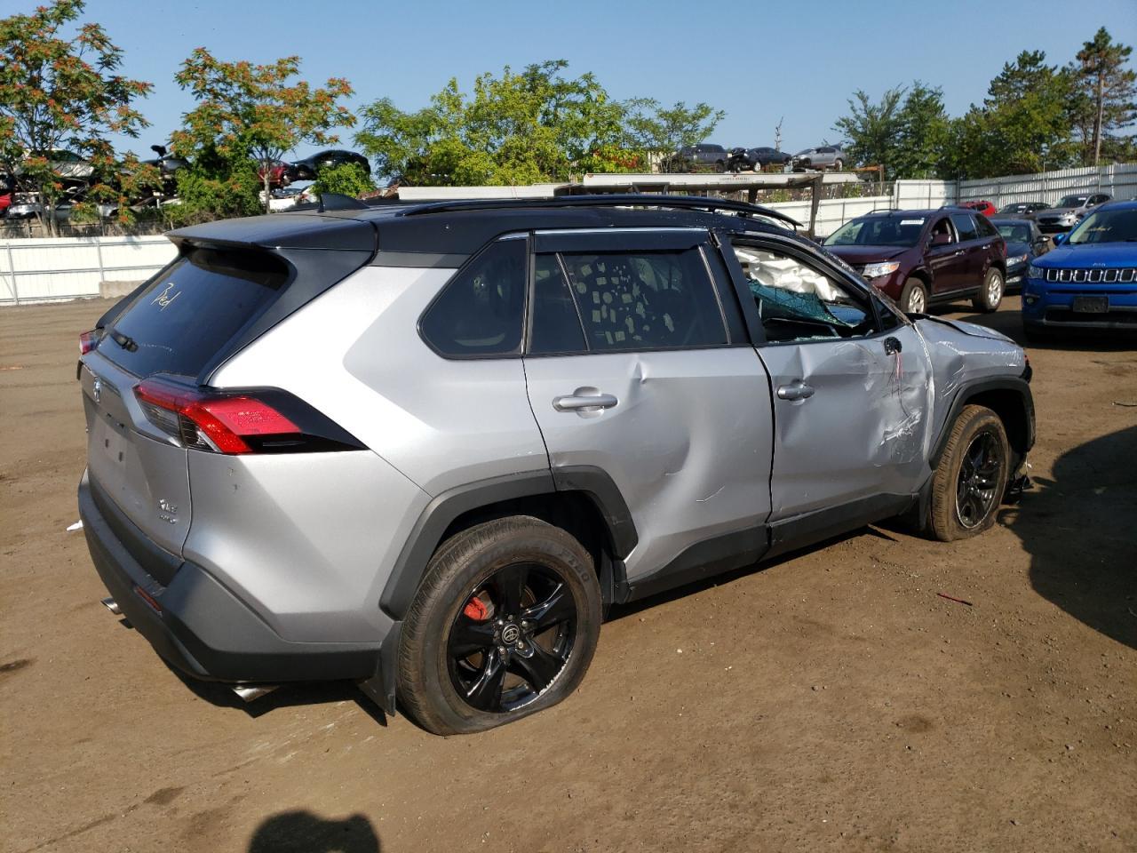 2023 Toyota Rav4 Xle - Image 3