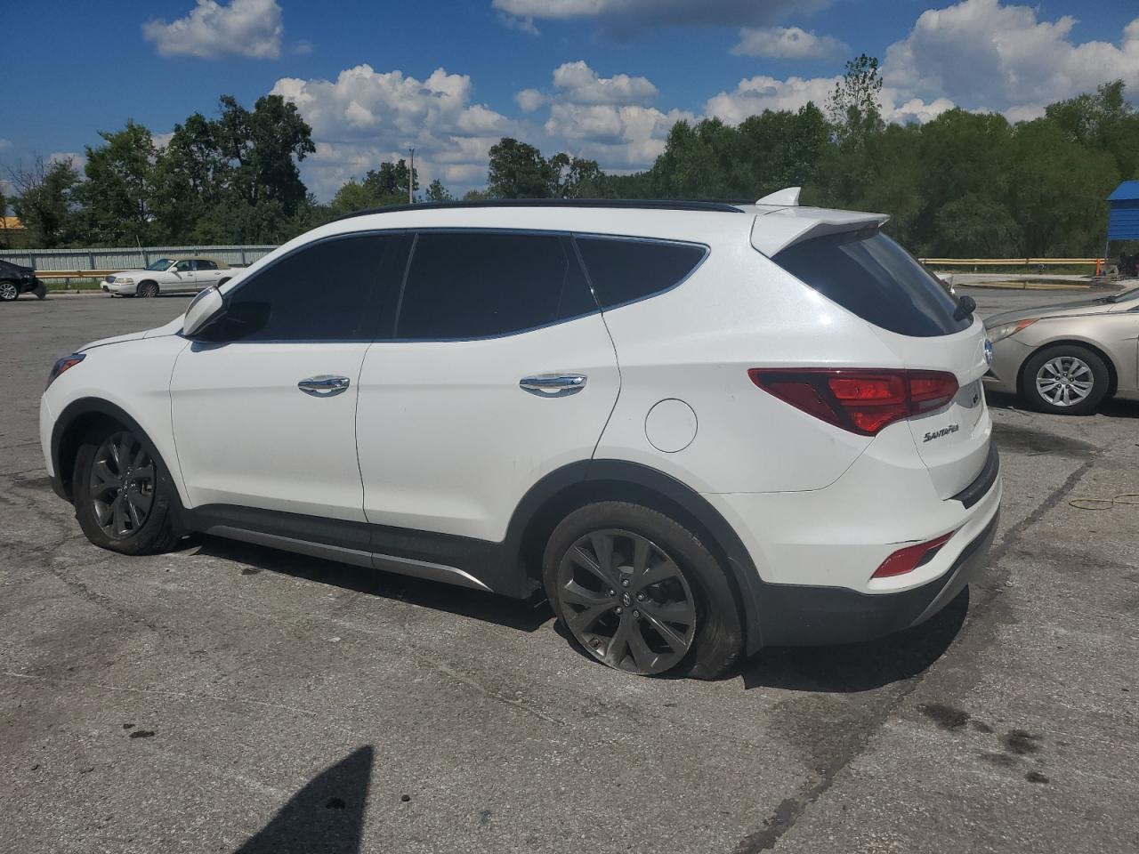 2017 Hyundai Santa Fe Sport 2.0T Ultimate - Фото 2