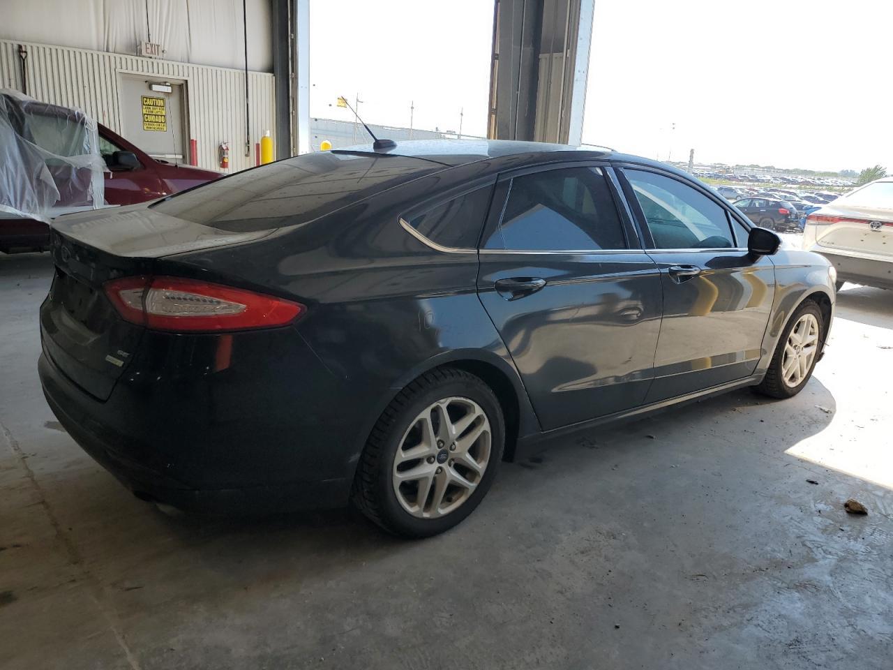 2015 Ford Fusion Se - Фото 3