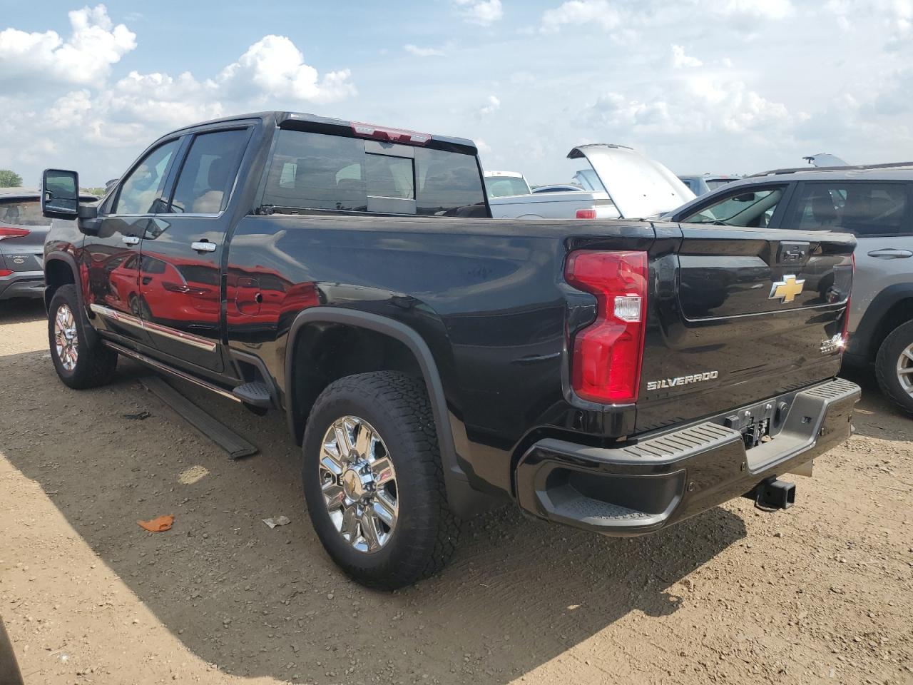 2024 Chevrolet Silverado K2500 High Country K2500 High Country - Фото 2