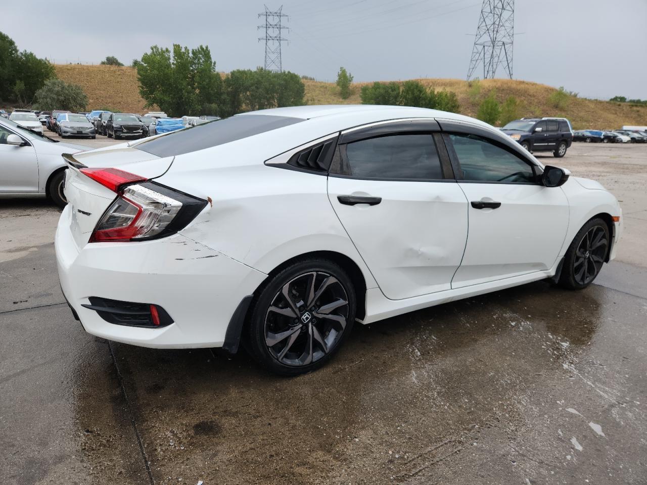 2019 Honda Civic Sport - Image 3