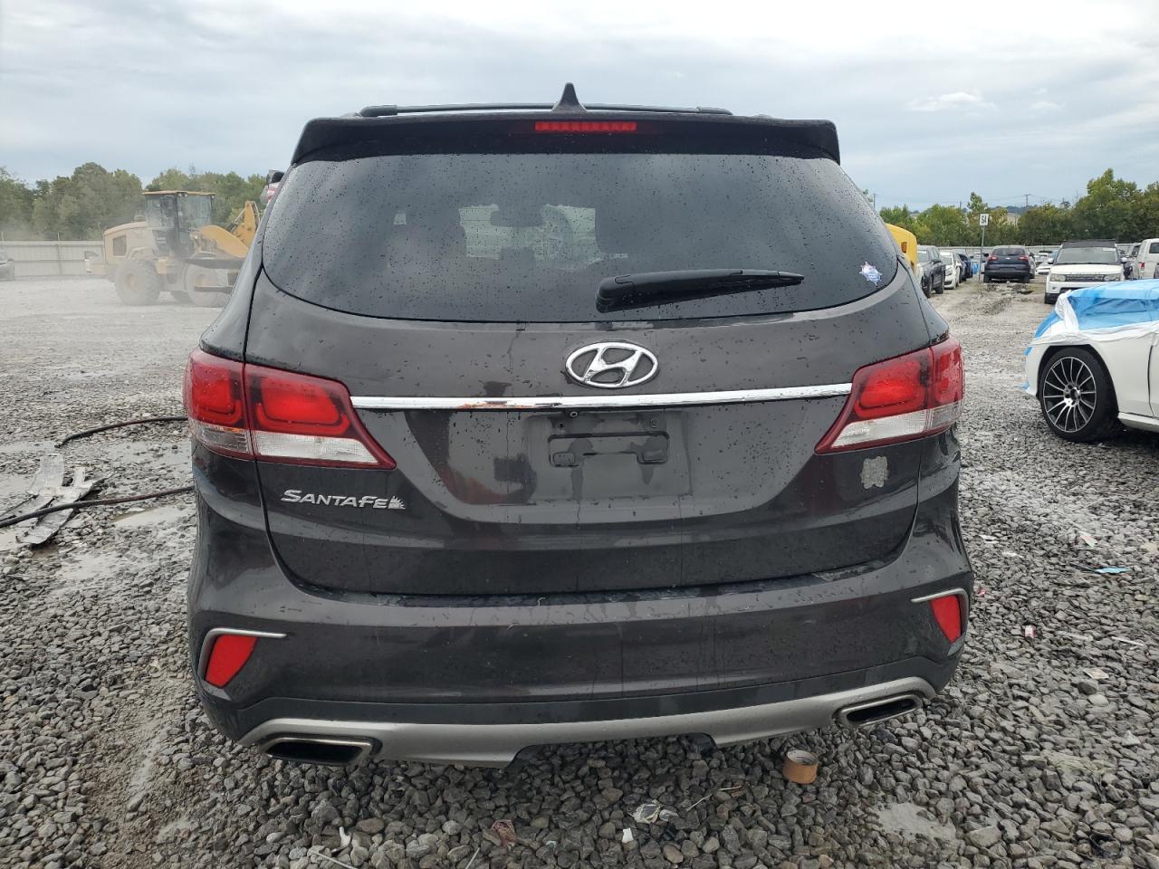 2017 Hyundai Santa Fe Se - Image 6