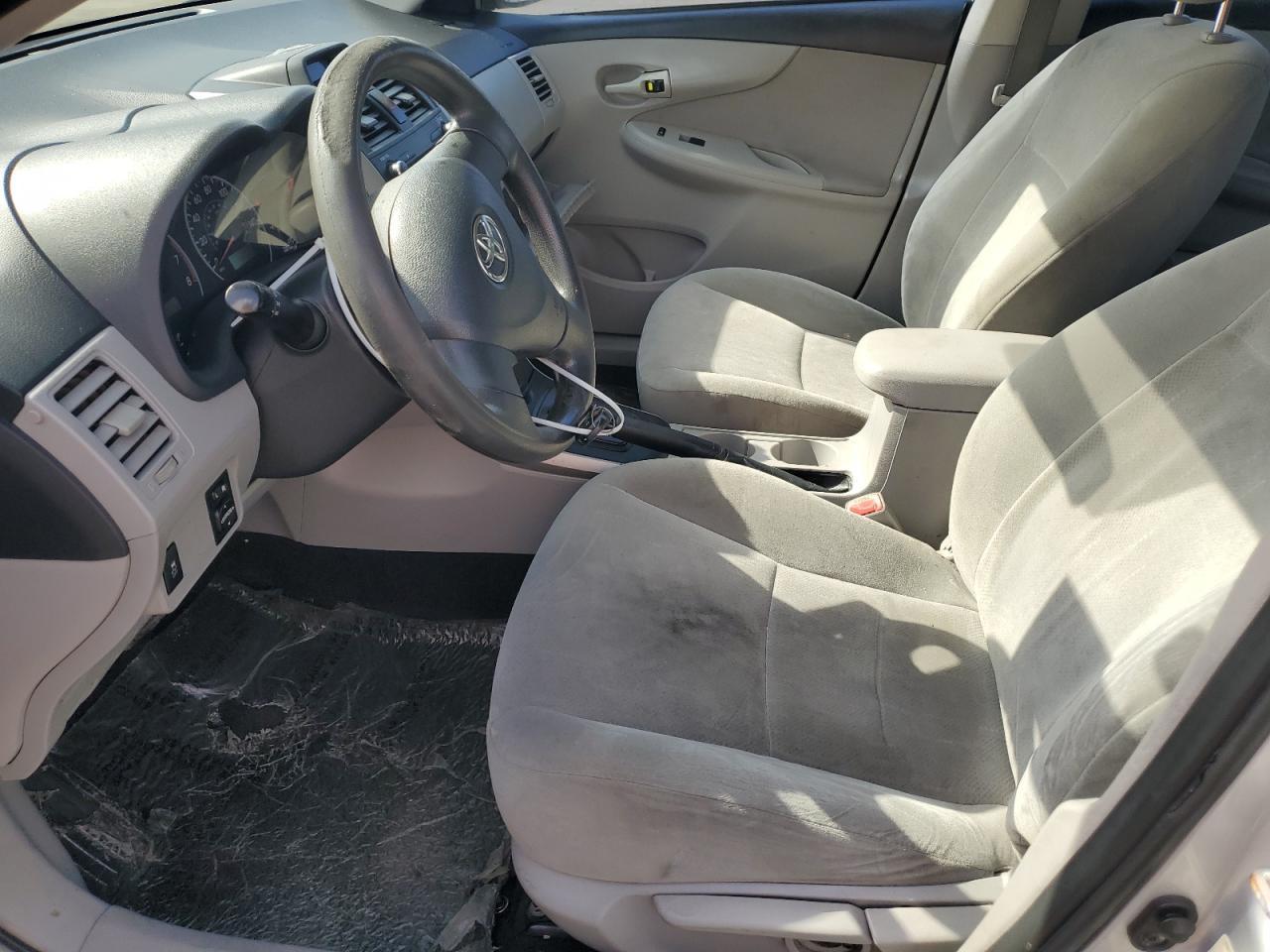 2013 Toyota Corolla Base Base - Image 7