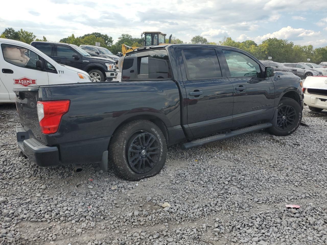 2019 Nissan Titan Platinum Reserve - Image 3