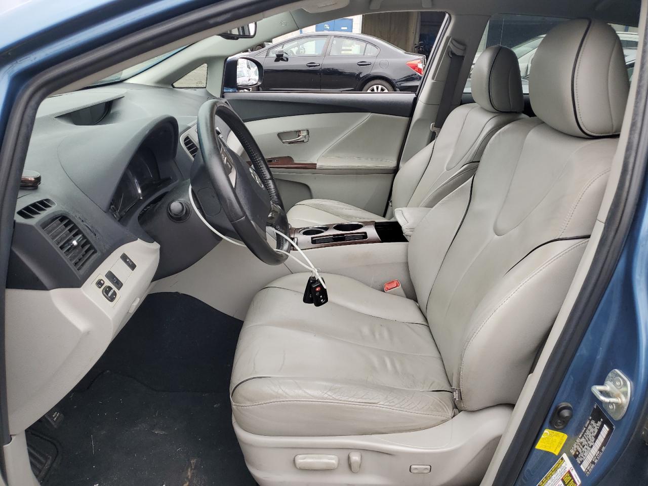 2011 Toyota Venza - Фото 7