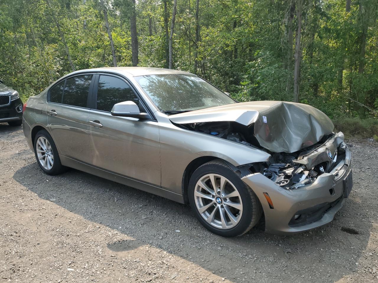2017 BMW 320 Xi - Фото 4