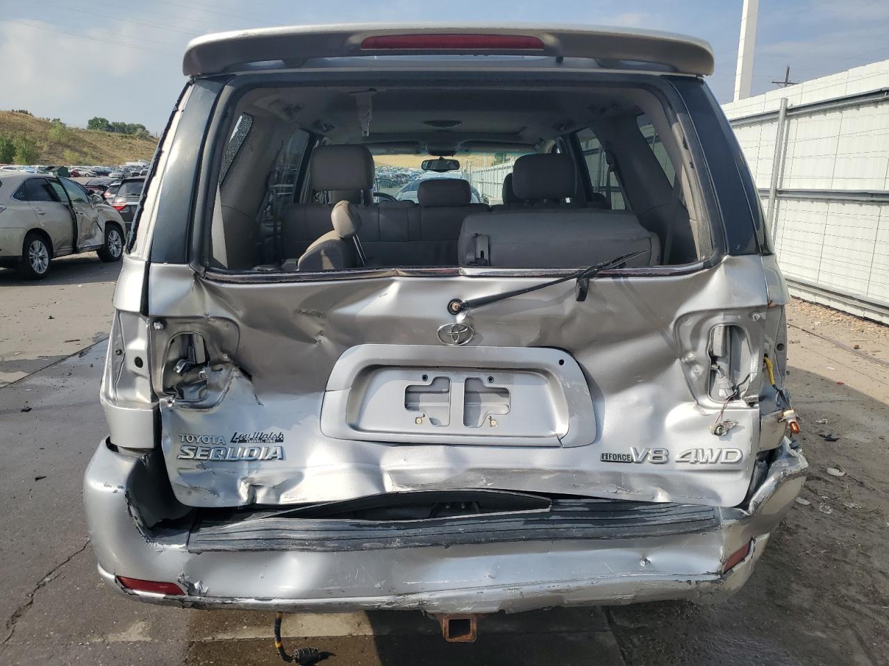 2005 Toyota Sequoia Limited - Фото 6