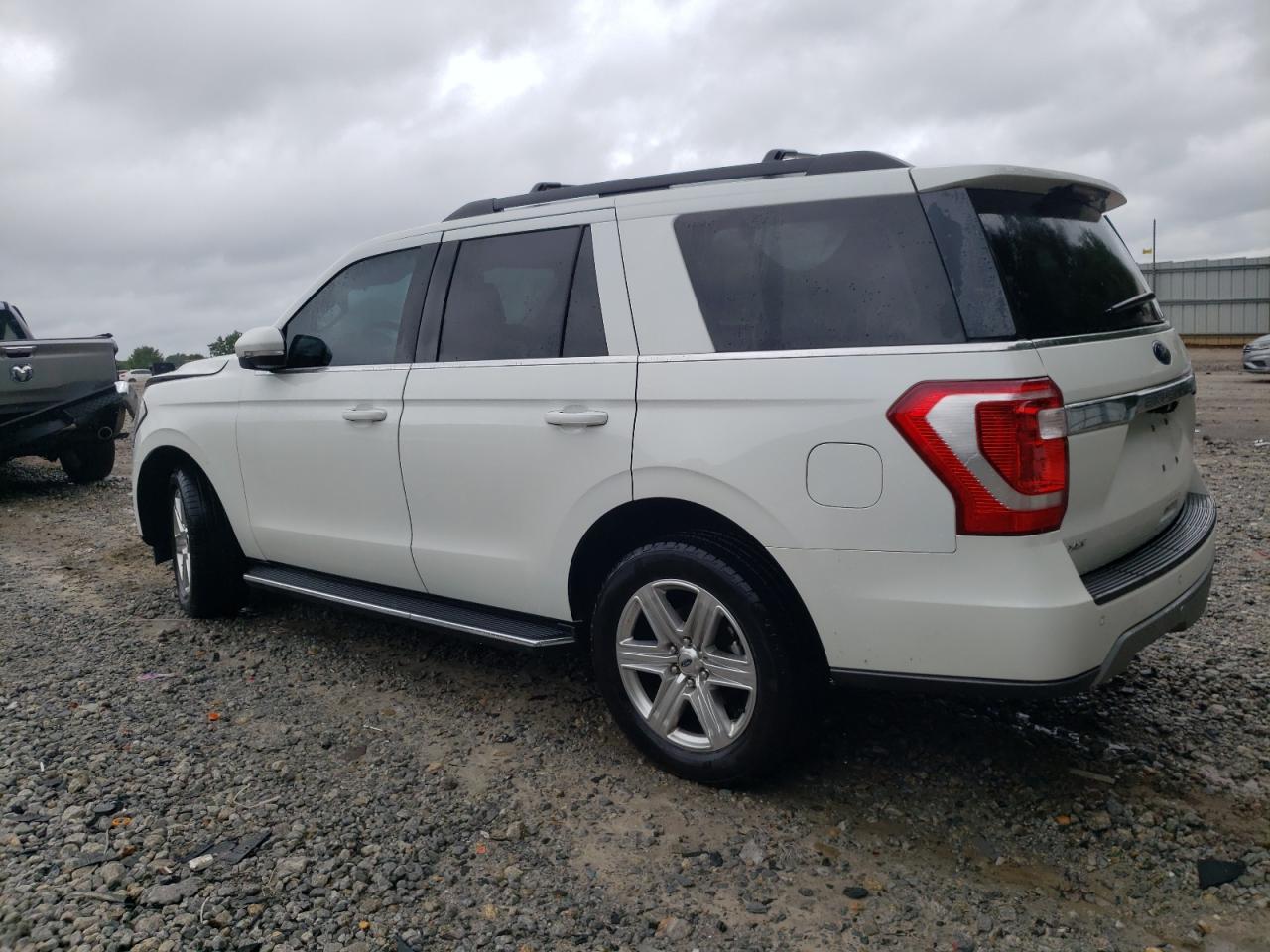 2020 Ford Expedition Xlt - Фото 2