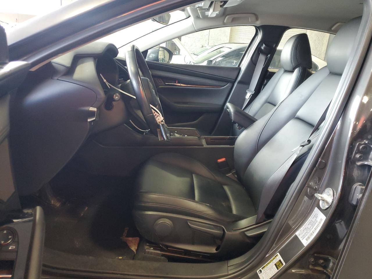 2019 Mazda 3 Preferred Plus - Image 7
