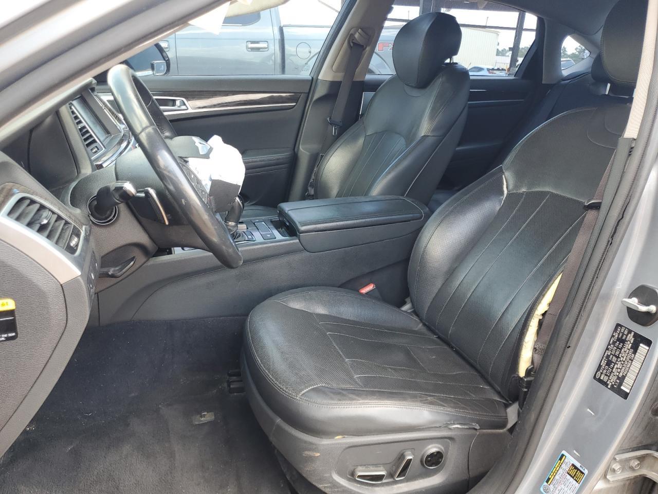 2015 Hyundai Genesis 3.8L - Фото 7