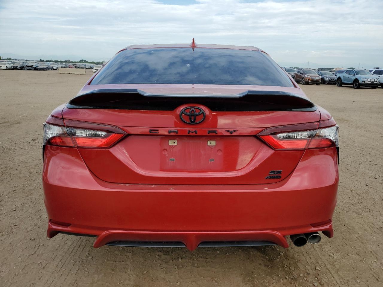 2021 Toyota Camry Se - Фото 6