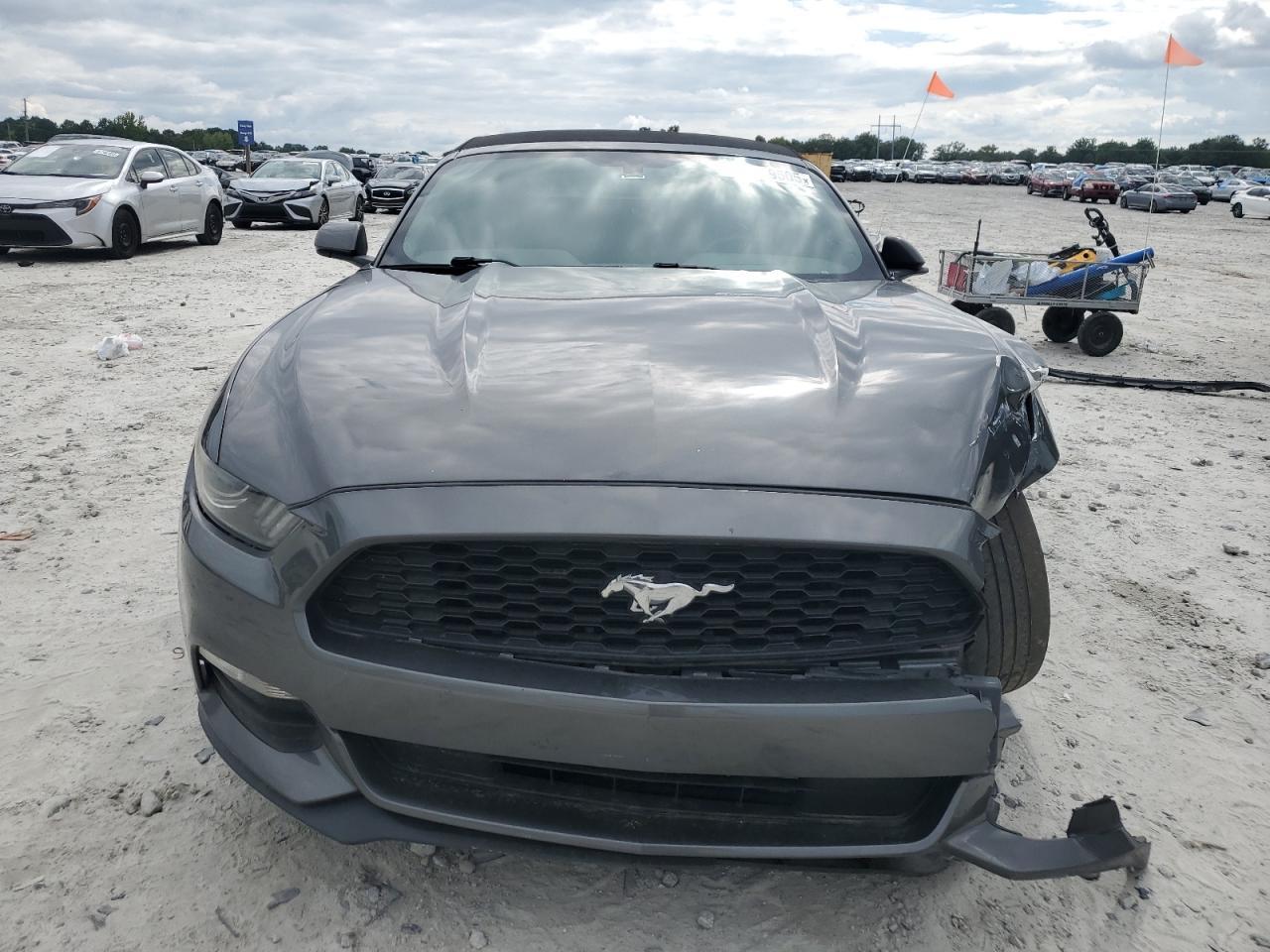 2016 Ford Mustang - Image 5