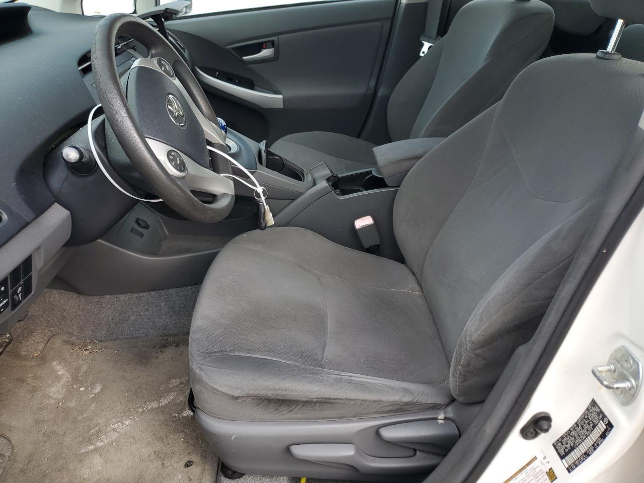 2011 Toyota Prius - Фото 7